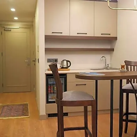 Nevi 4* Istanbul